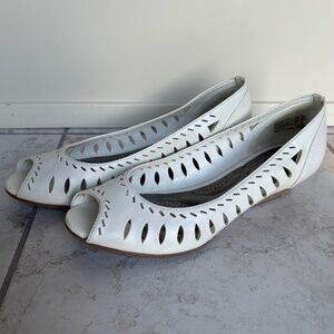 Dexter Dexflex Heel White Vegan Leather Dress Shoes - Size 7W